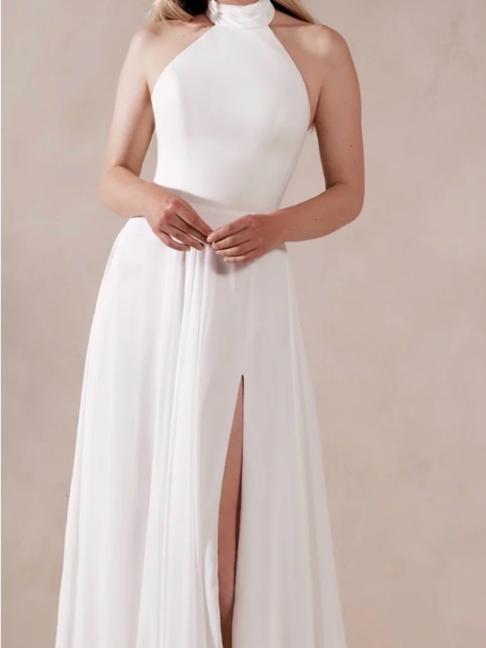 Chiffon High-Neck Halter Wedding Gown w/Front Slit Size 16 Adore style 11382 Uma